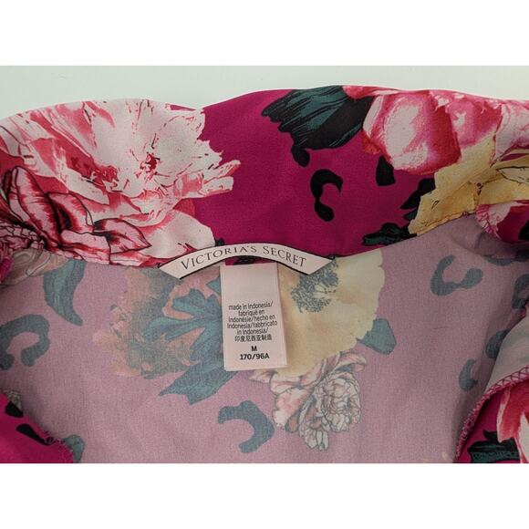 Victoria's Secret Pajama Short Set Size Medium Rose Pattern - Picture 2 of 8